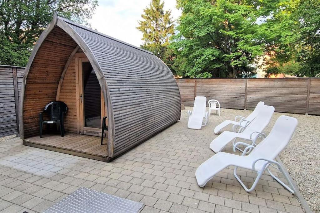 2-zimmer Wohnung, Pools, Sauna Und Balkon Apartment *